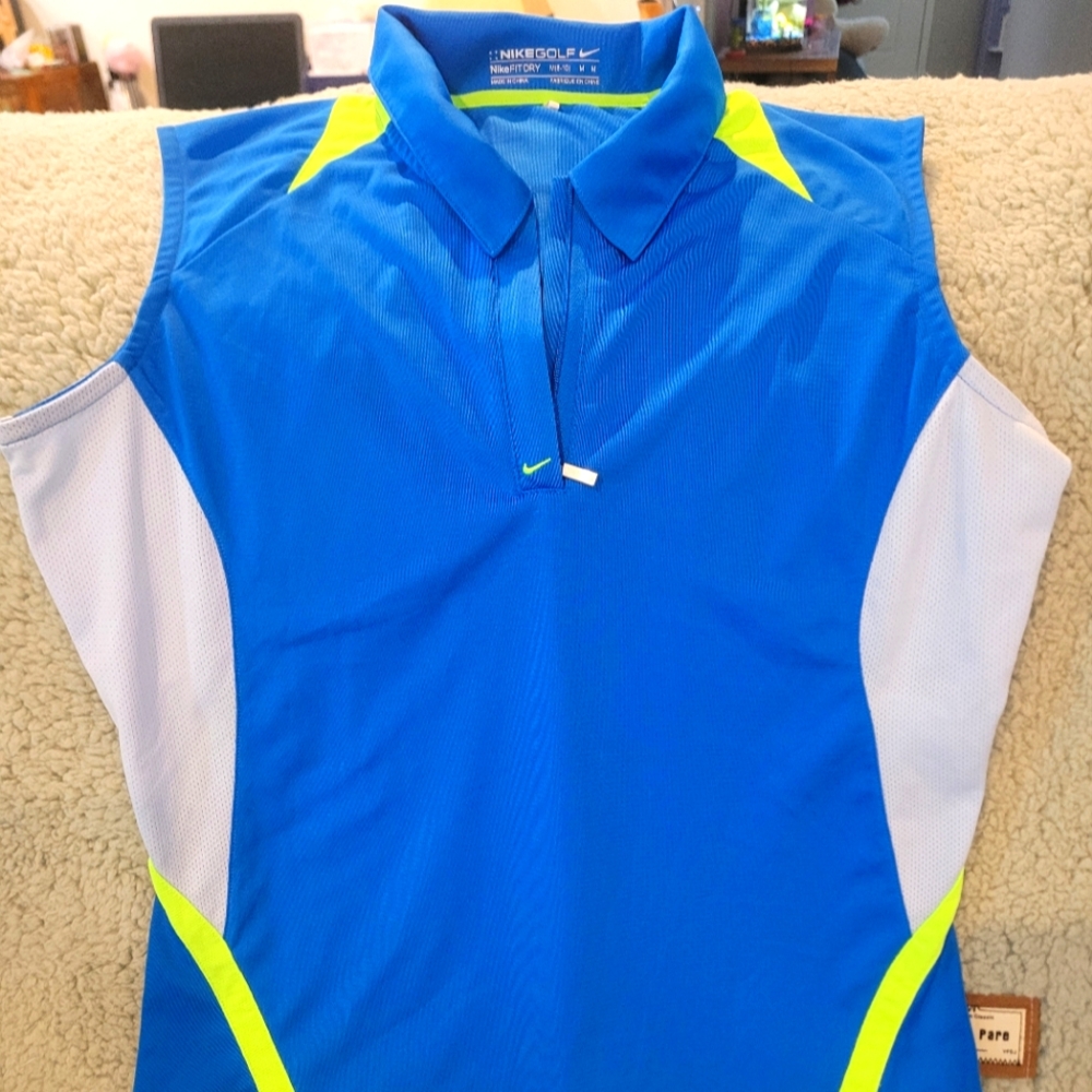 NikeGolf ladies top